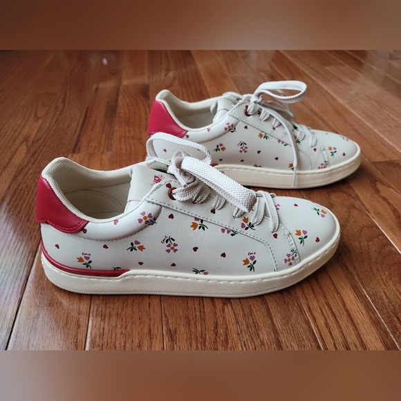 Coach Clip Leather Low Top (NWOT) - Picture 3 of 10